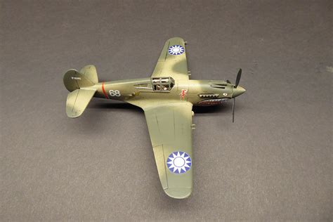 Gallery Pictures Academy Curtiss P 40b Tomahawk Plastic Model Airplane