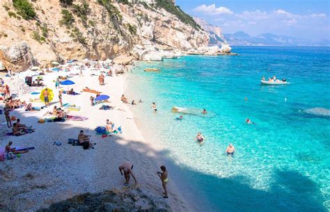 Downloade dieses freie bild zum thema sardinien cala mariolu meer aus pixabays umfangreicher sammlung an public domain bildern und videos. Cala Mariolu Sardinia Italy | Sardinia, Beaches in the ...