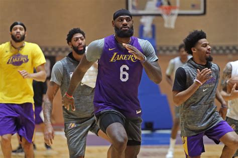 28 (10 espn, 6 abc, 12 tnt). What life in the NBA bubble in Orlando is like