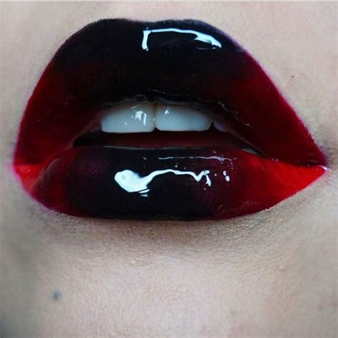 Glossy Black And Red Lips ️ ️ ️ Идеи макияжа Макияж в стиле грандж