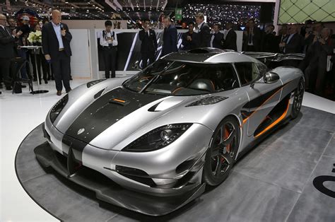 The koenigsegg agera was the successor to the ccx/ccxr. Koenigsegg Agera One:1 Details Revealed - Motor Trend WOT