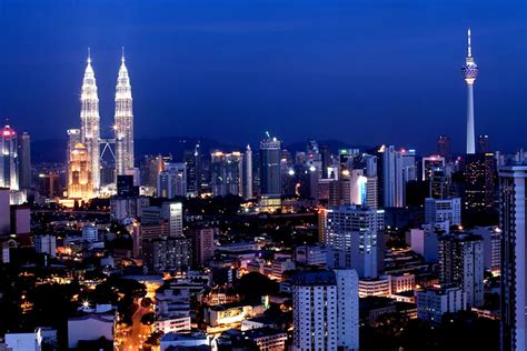 Contoh karangan peribahasa terbaik bahasa melayu. ' Senang Travel ': Statistik Perkembangan Industri ...
