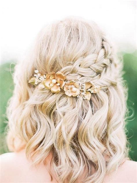 15 Photos Cute Hairstyles For Short Hair For A Wedding