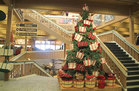 Christmas At Ll Bean In Freeport Classic Christmas
