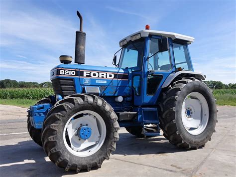 Ford 8210 Force Ii Pto4x4 Traktor Boss Machinery