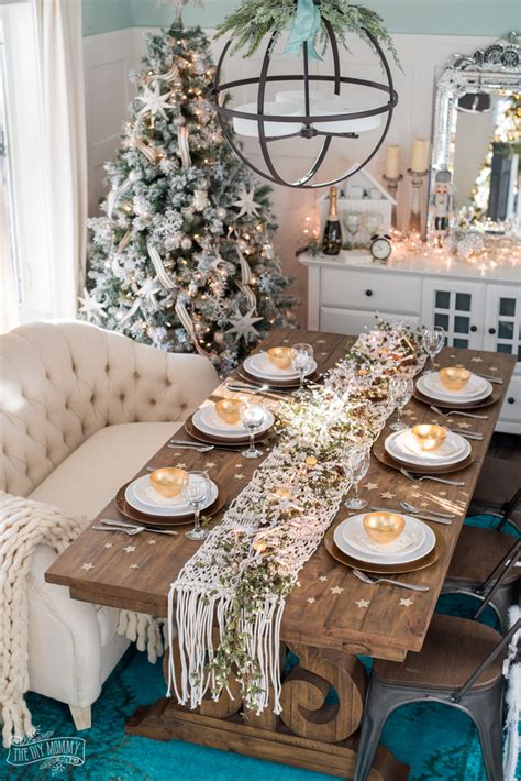 Easy New Years Eve Table & Decor Ideas | The DIY Mommy