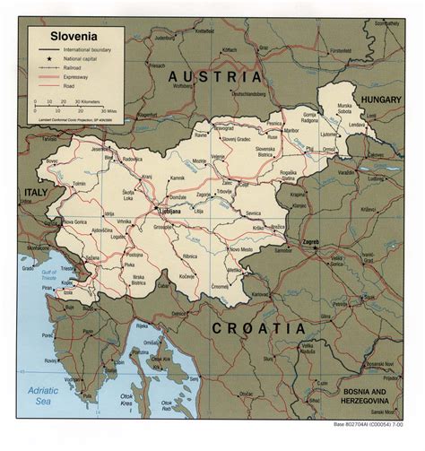 Bing maps, google maps, here, yandex, routeplanner anwb. Kaart topografie Zuid-Europa: Kaart Slovenië en Ljubljana