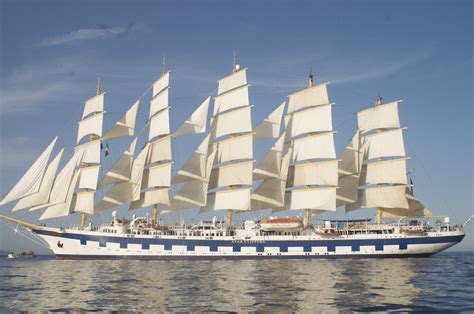 Royal Clipper Cruise Of The Amalfi Coast Cruiseguru