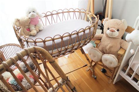 (lire la suite) l'inscription à la newsletter vous permettra de recevoir des offres commerciales de la part de conforama france sa, située au 80 boulevard du mandinet 77185 lognes. Berceau couffin en rotin vintage années 50 - Luckyfind