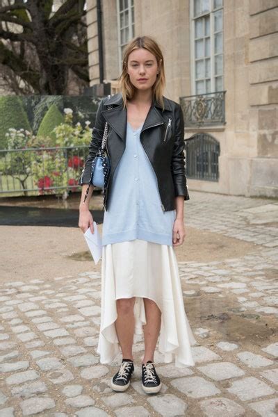 I don't know why but i always feel that this shoe sort of elevates my outfit for the day. Style Tips for Dressing Like a French Girl | Teen Vogue