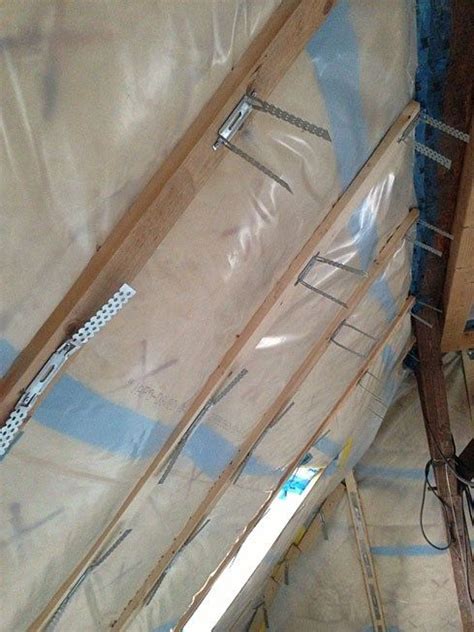 Belastbar und schlagfest verspricht er exakte kanten. Direktabhänger | Dachbodenausbau, Dachbodenausbau ...