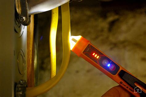 In what voltage/current scenario would you have to use a current clamp sensor and not a non contact voltage detector for merely. A Great Tool To Have In Your House! It Could Save Your ...