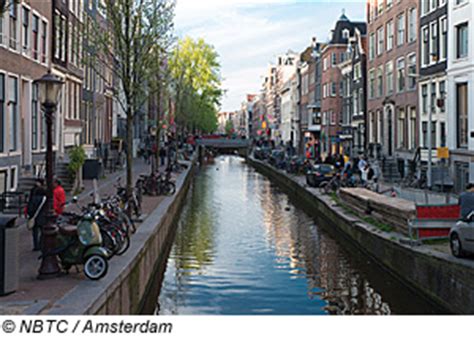 Beliebte sehenswürdigkeiten niederlande jetzt beim testsieger holidaycheck bewertungen für sehenswürdigkeiten in niederlande finden und vergleichen. Sehenswertes, Niederlande, Königspalst, Windmühlen von ...