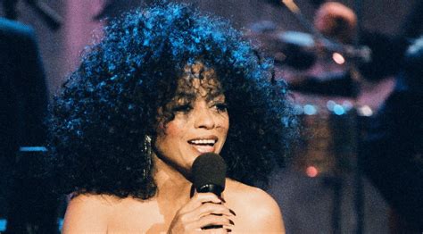 He was born in gloucester county, virginia, to virginia. Diana Ross | Artist | www.grammy.com