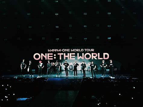 At wanna one 's concert in malaysia recently, an actual fight broke out between chinese and korean fansites that led to actual bloodshed. JOILYNN: 워너원 Wanna One World Tour - ONE : THE WORLD in ...
