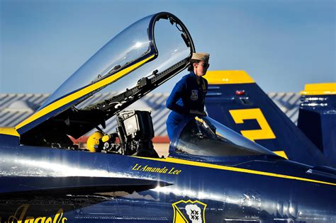 Womens History Month Us Navy Blue Angels Selects First Female Demo