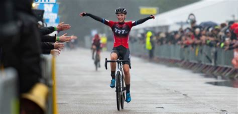 De nederlandse is één van de toppers uit het. Veldritkrant.be | Nieuws | Annemarie Worst wint ...