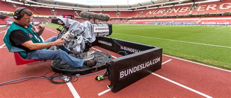 Then onefootball has more than 200 major leagues and competitions to offer, such as the confederations cup, premier league, liga mx, primera division. Sky und Onefootball vereinbaren Deal: Einzelspiele in App ...