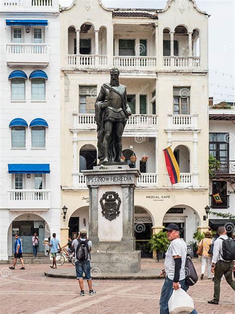 Cartagena De Indias Colombia Pedro De Heredia Statue In Cartagena