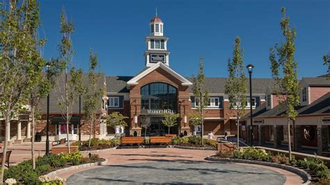 Entrance To The Woodbury Commons In New York