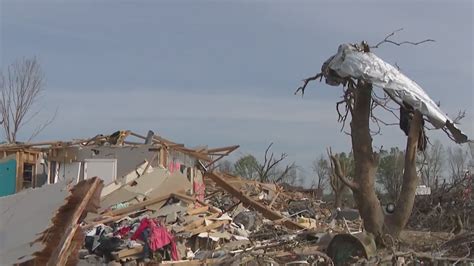 ‘this Too Shall Pass Mississippi Town Rallies For Tornado Recovery