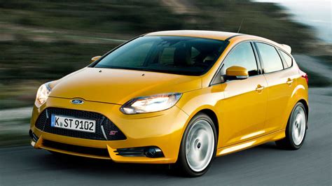 2013 Ford Focus ST First Drive Review - Specs, Photos and Price