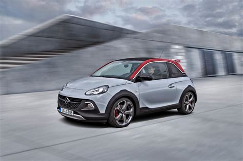 In diesem film machen wir eine software leistungssteigerung an einem opel adam s. Opel Adam Rocks S : un caractère bien assumé