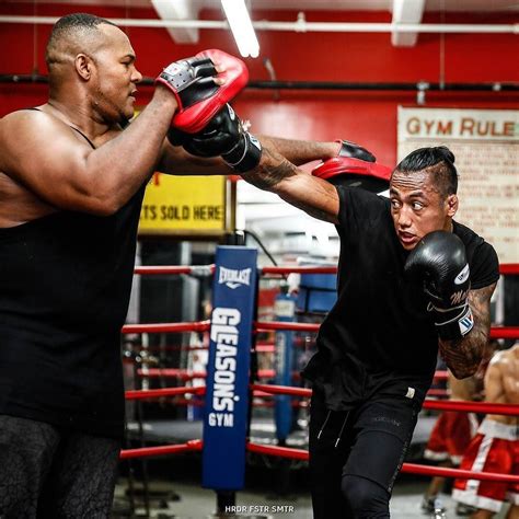 Chris eubank jr makes £10k charity donation after billy joe saunders' loss to canelo. Make them miss then make them pay ft. BOXRAW PEP SHORTS (2 ...