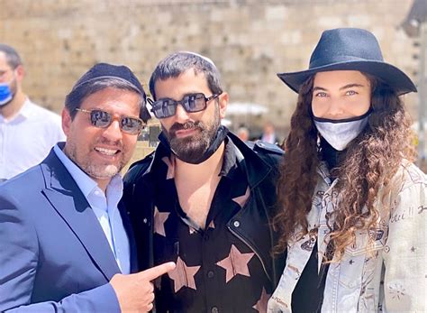 מטעמו של יהודה לוי בחרו שלא להגיב לדברים. בתיעוד יוצא דופן: שלומית מלכה ויהודה לוי בכותל המערבי | TMI