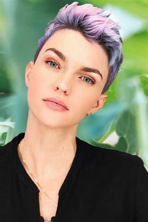 50 Celebrities Who Are Vegan For Life | Famous vegans, Vegan lifestyle