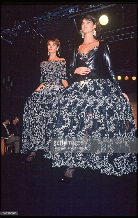 Christy Turlington And Linda Evangelista Chanel Haute Couture Fashion