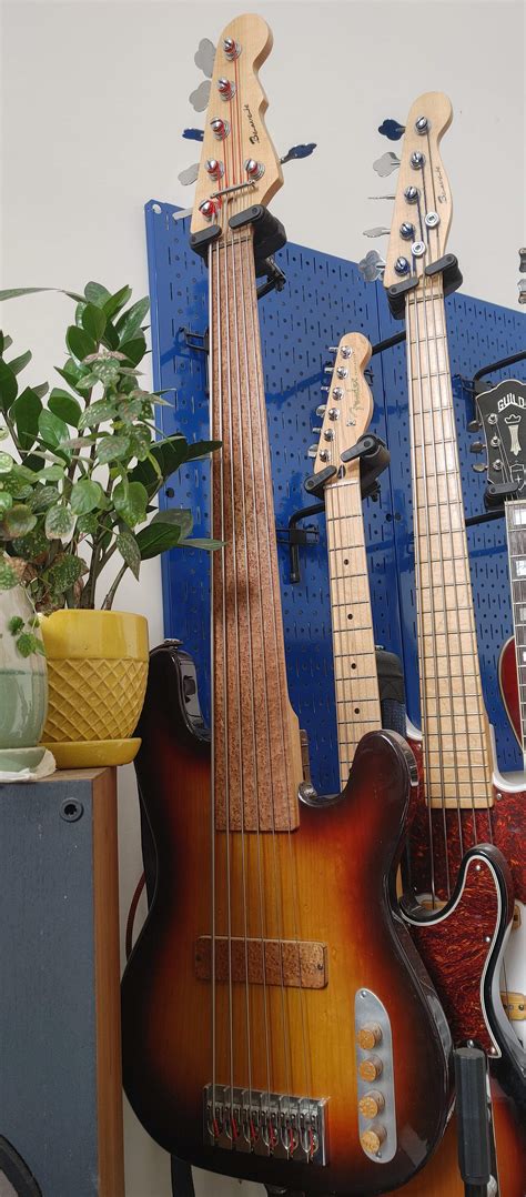 Show Your Fretless | Page 17 | TalkBass.com