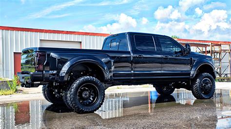 Lifted All Black Ford F 450 Looks Sinister Ford Trucks