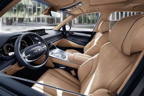 One driver rolled right up next to me on the road and honked the horn of. 2021 Genesis GV80 Is Late But Is Dressed to Impress