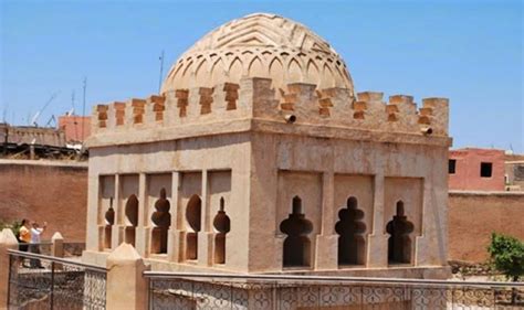 (2.5% من مجموع سكان المغرب). أفضل أماكن السياحة في مراكش المغرب | سائح