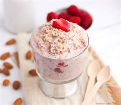 On a diet to lower your cholesterol? Healthy Strawberry Shortcake Overnight Dessert Oats | vegan, gluten free