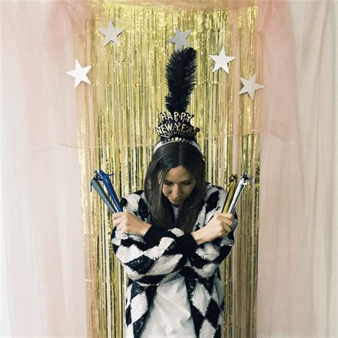 new year s eve diy decorations how to make a photo booth