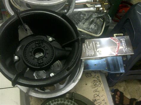 Kompor akan otomatis mati demi menghindari kebakaran karena terlalu panas. Sentral Gas.com: kompor gas high pressure Rinnai RI-300 HP