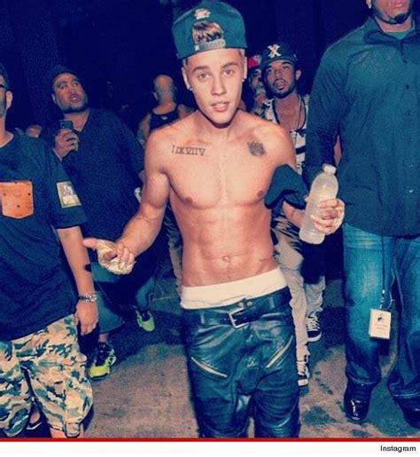 topten naija check out justin bieber s six pack