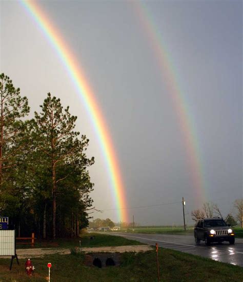 Walnut Hill Treated To Rare Full Double Rainbow