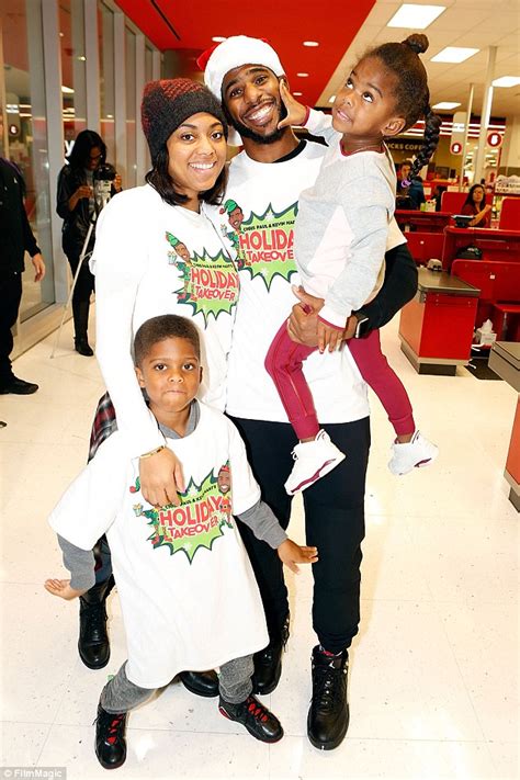 Chris paul recently renovated the facility with a new basketball court, game room. Kevin Hart and Chris Paul send 300 deserving youngsters on ...