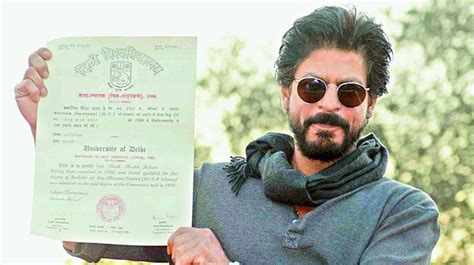 shah rukh khan gets his degree after 28 years shah rukh khan gets his degree after 28 years
