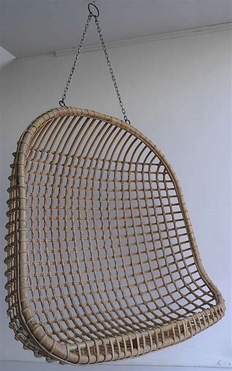 Ditzel first presented this iconic piece in 1959, and the rattan shell still serves as an incomparable choice for seating and style. Rare Two-Seat Rattan Hanging Egg Chair | Hanging egg chair ...