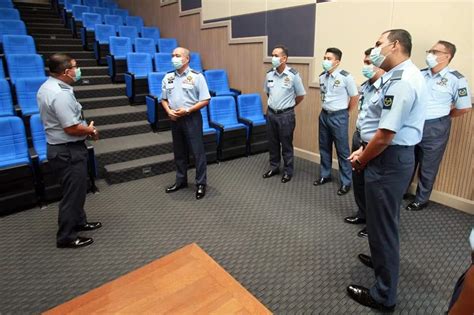 Lot 38021, ipoh airport jalan lapangan terbang, peraki osariik, institut latihan tentera udara ipoh, 31350 ipoh, peraki osariik, malaisia. LAWATAN KERJA KOMANDER PANGKALAN UDARA SENDAYAN KE INSKEP