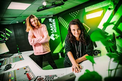 Een nieuwe omgeving, nieuwe mogelijkheden, een nieuw programma: Frank van der Lende en Eva Koreman maken week lang radio ...