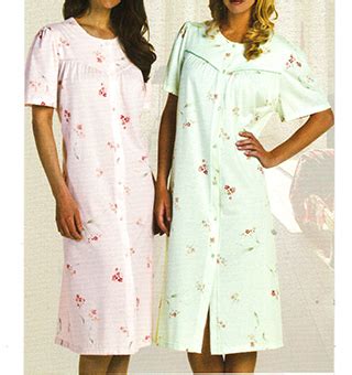 chemise de nuit boutonnee devant