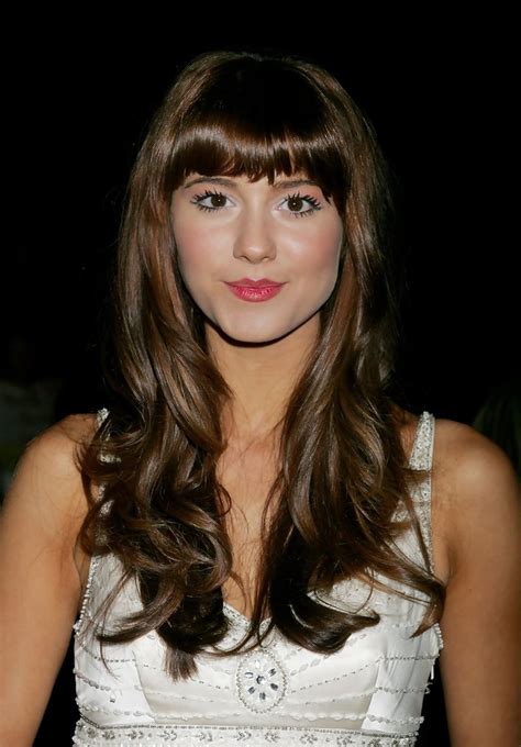 She is an established hollywood actress and been in this business since so long. Mary Elizabeth Winstead Photos Photos - Sue Wong - Spring ...