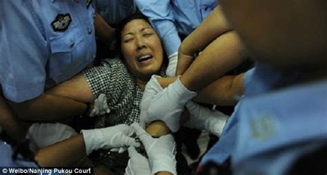 Chinese Mother Admits To Whipping Son With A Rope But Insists Shes Innocent Daily Mail Online