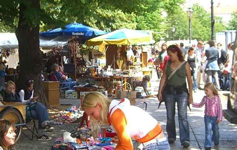 Seit 1996 veranstaltet die familie trometer 1x im monat (meistens der 3. Trödelmarkt Akronaplatz | Looks
