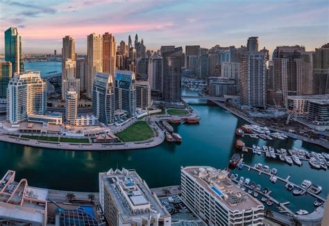 Instructed by one of our enthusiastic, certified instructors, you will be able to soar across dubai's waves at exhilarating speeds. Jet Ski Rental Dubai Marina | Jet Ski Dubai Marina ...